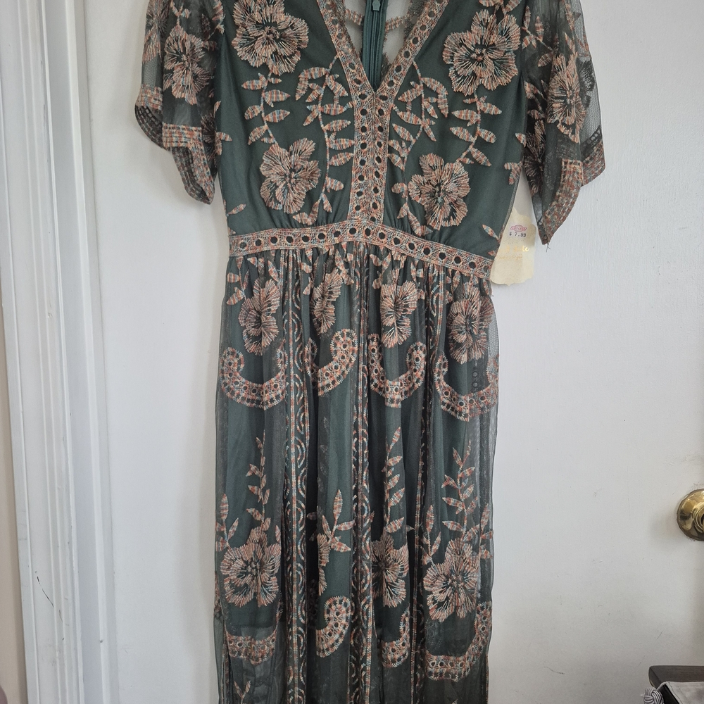Floral Embroidered Green Dress